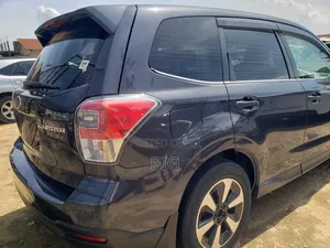 Subaru Forester 2.0XT Premium AWD 2017 Gray