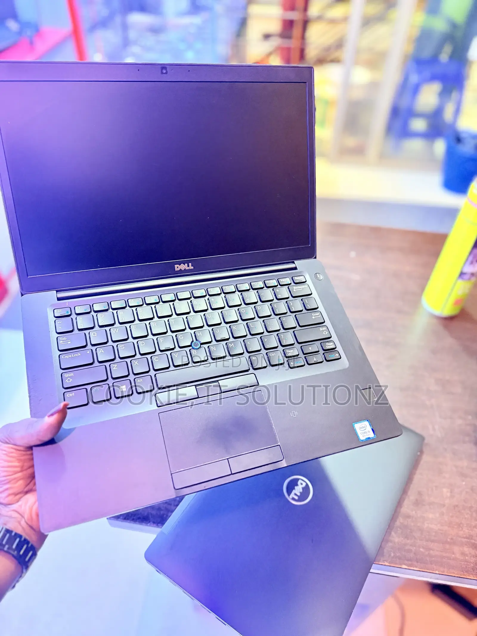 Laptop Dell Latitude 7490 8GB Intel Core i5 SSHD (Hybrid) 256GB