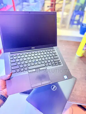 Laptop Dell Latitude 7490 8GB Intel Core i5 SSHD (Hybrid) 256GB
