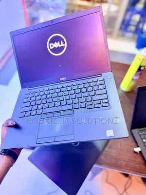 Laptop Dell Latitude 7490 8GB Intel Core i5 SSHD (Hybrid) 256GB