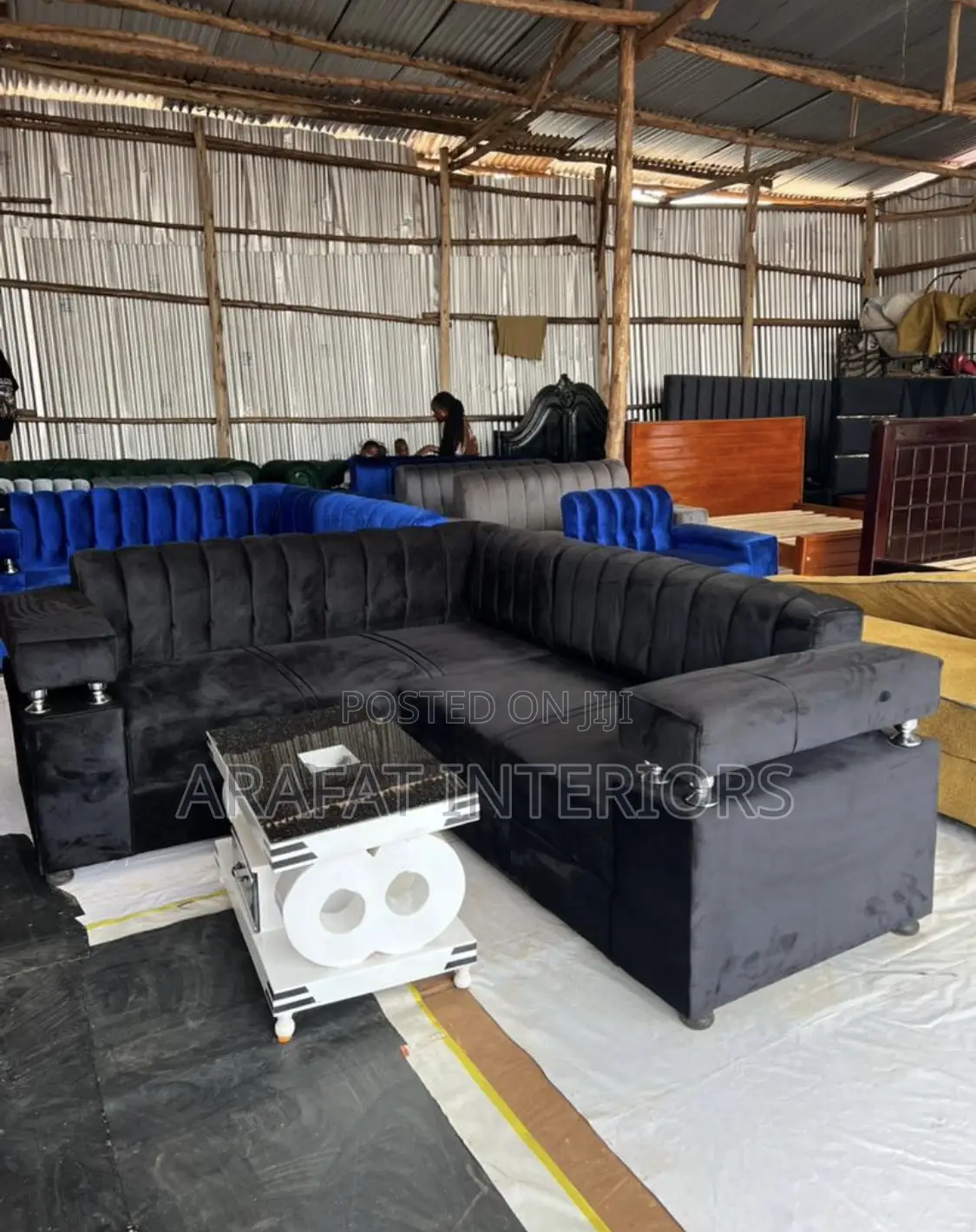 Bold, Luxurious L-Sofa Shape
