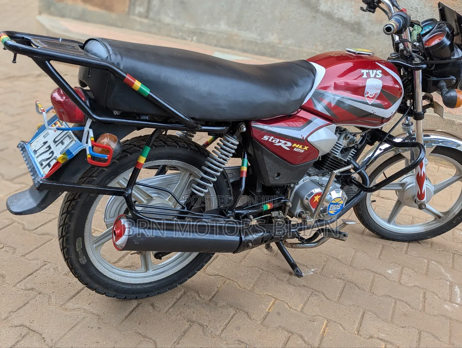 TVS HLX 125 2022 Red