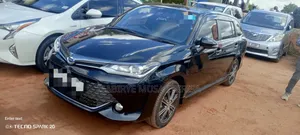 Toyota Corolla Fielder 1.5 Hybrid FWD 2016 Black
