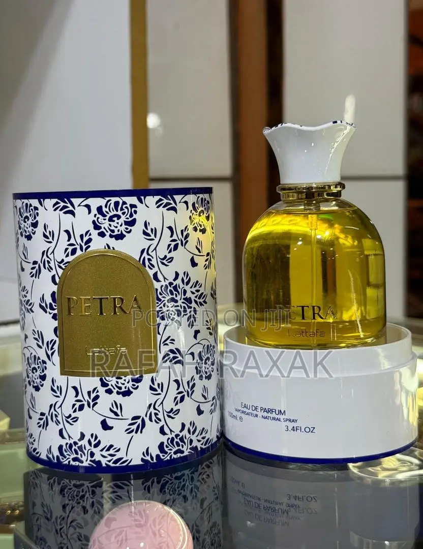 Lattafa Petra,A Warm and Luminous 100mls Eau De Parfum