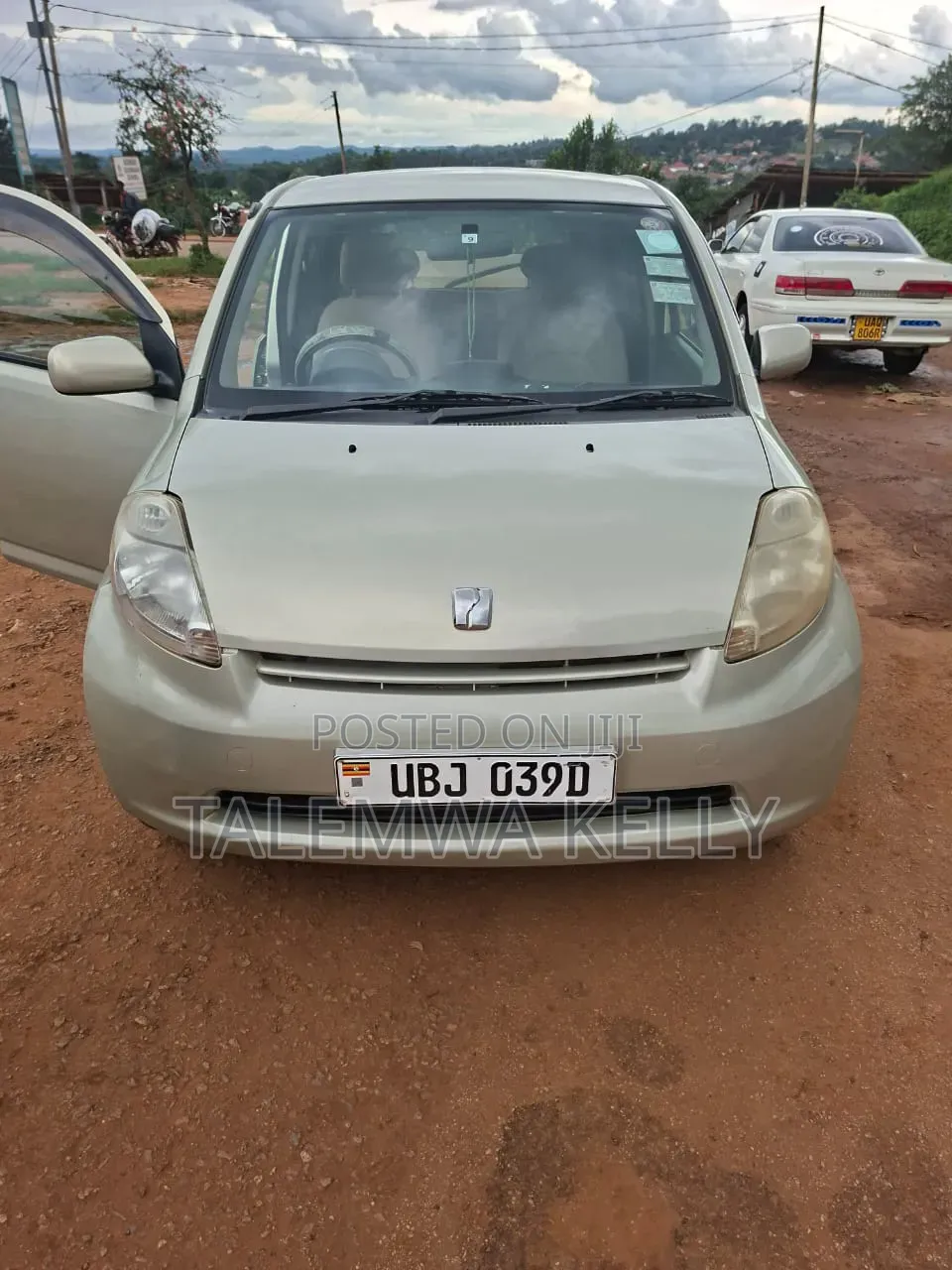 Toyota Passo 2006 Beige