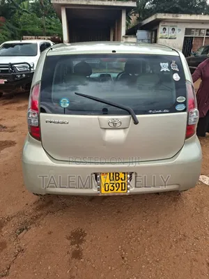 Toyota Passo 2006 Beige