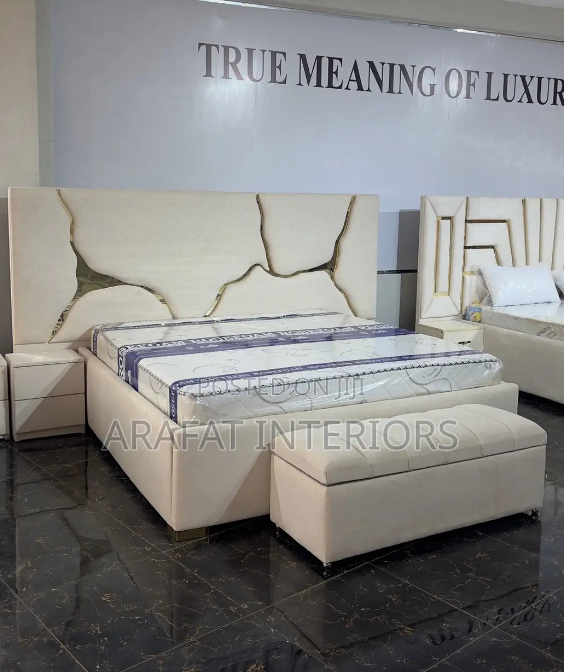 Marble Luxe Gold Vein Bed Set