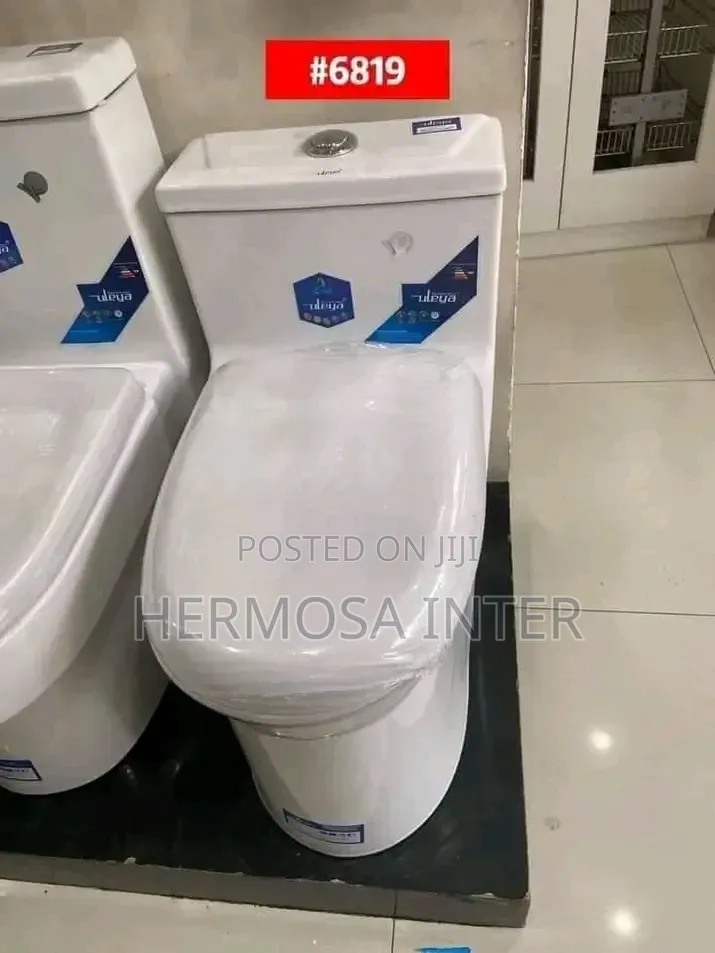 Toilet Seats and All Bathroom Accessories Are Available