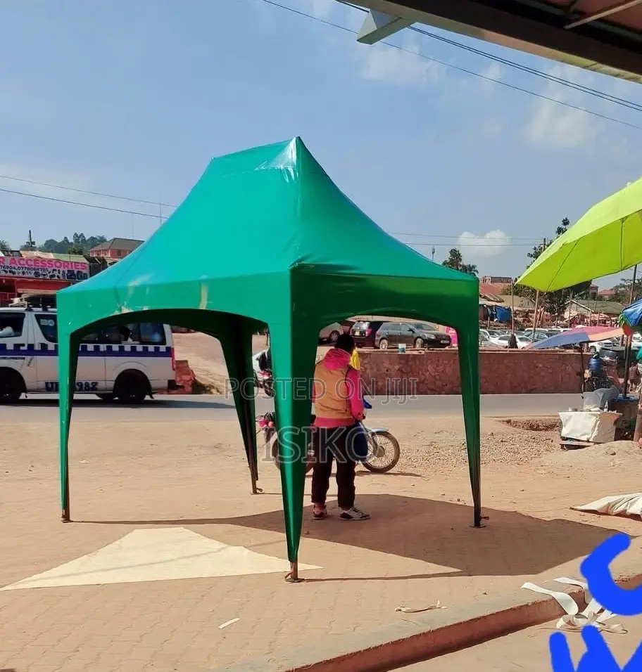 4m by 2.5m Green Tent