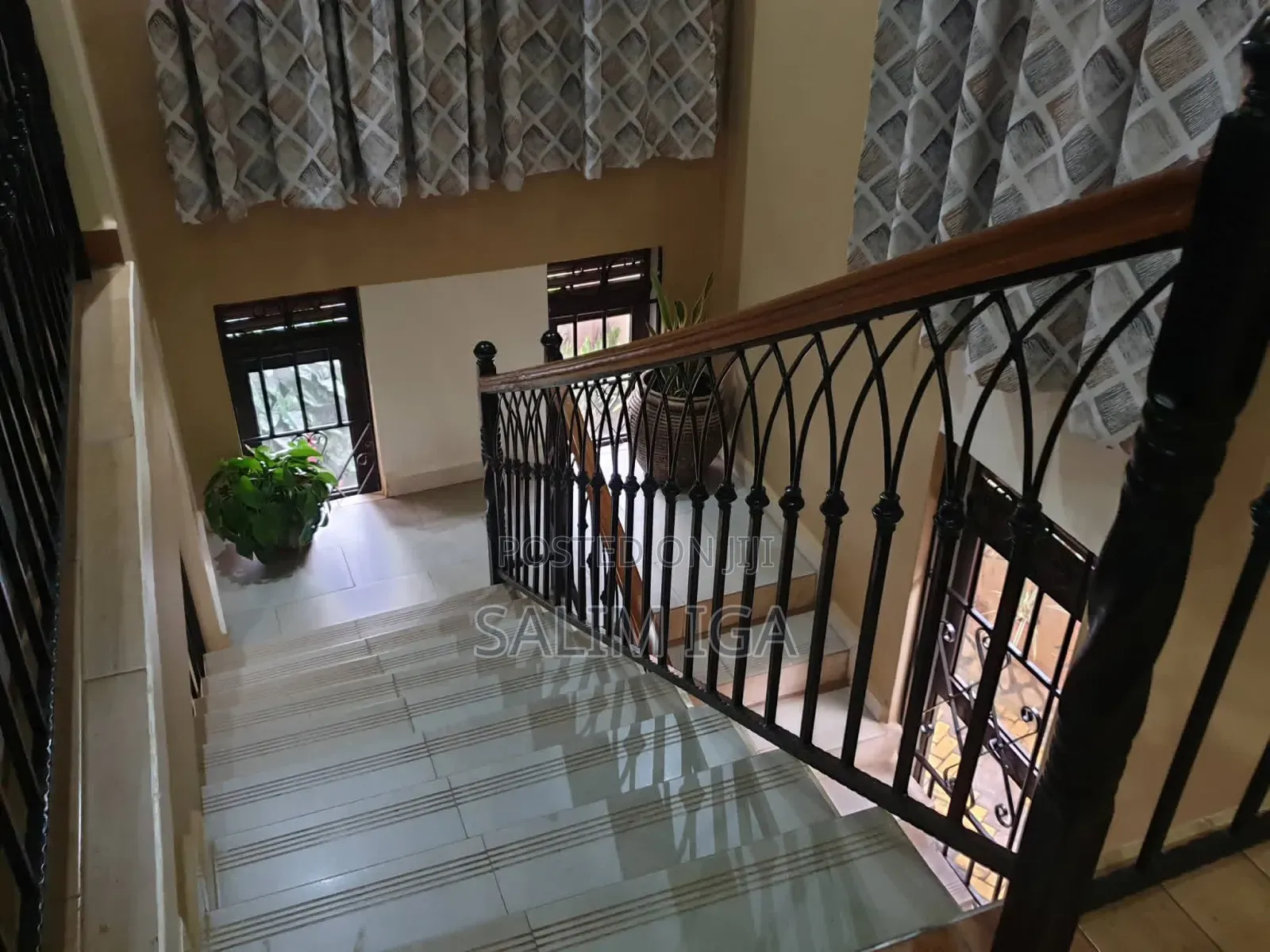 Furnished 6bdrm Mansion in Kololo Property, Central Division for rent