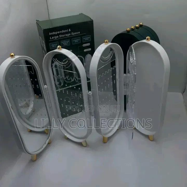 Dust Poof Folding Jewelry Box