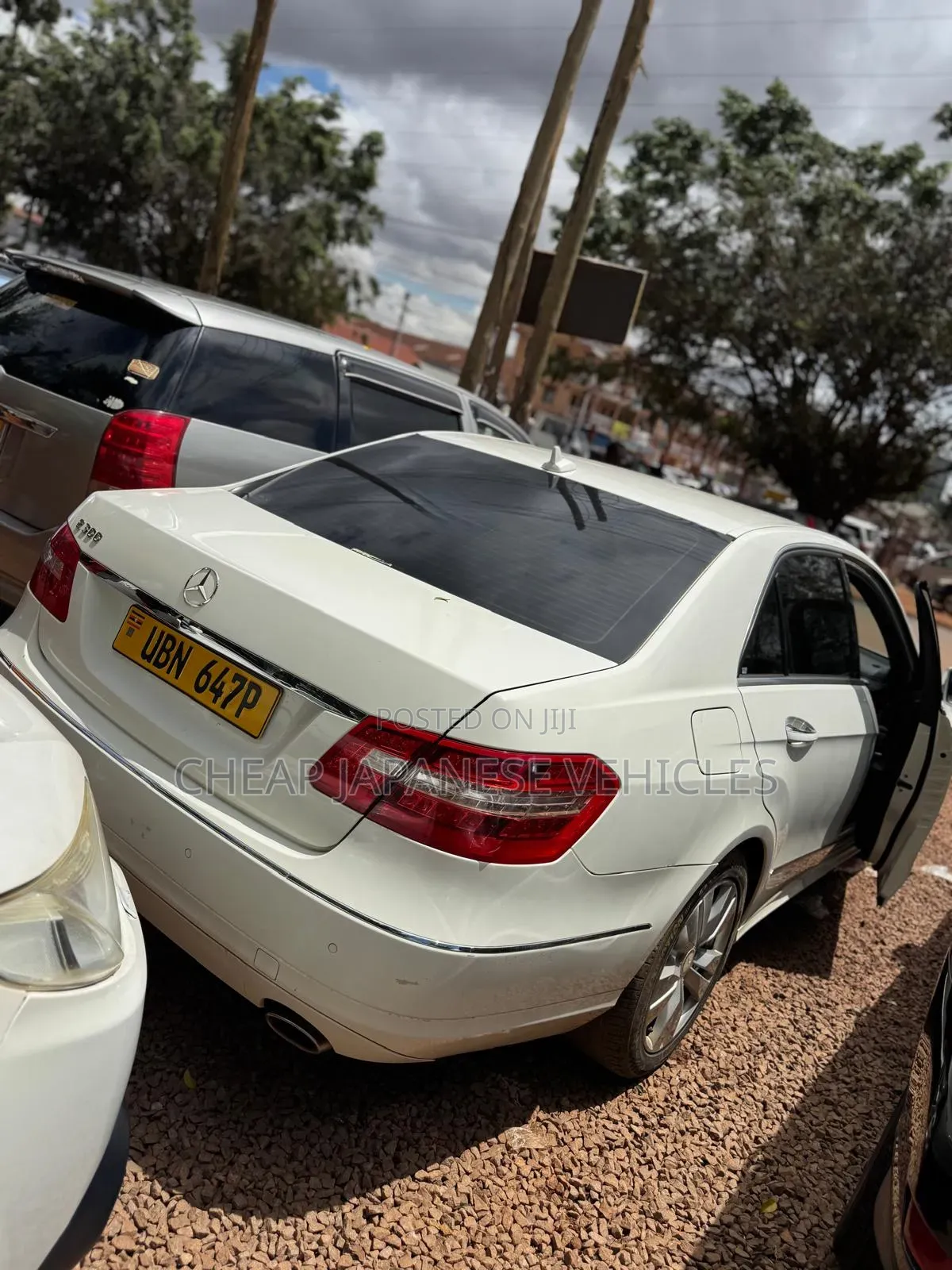 Mercedes-Benz E300 2011 White