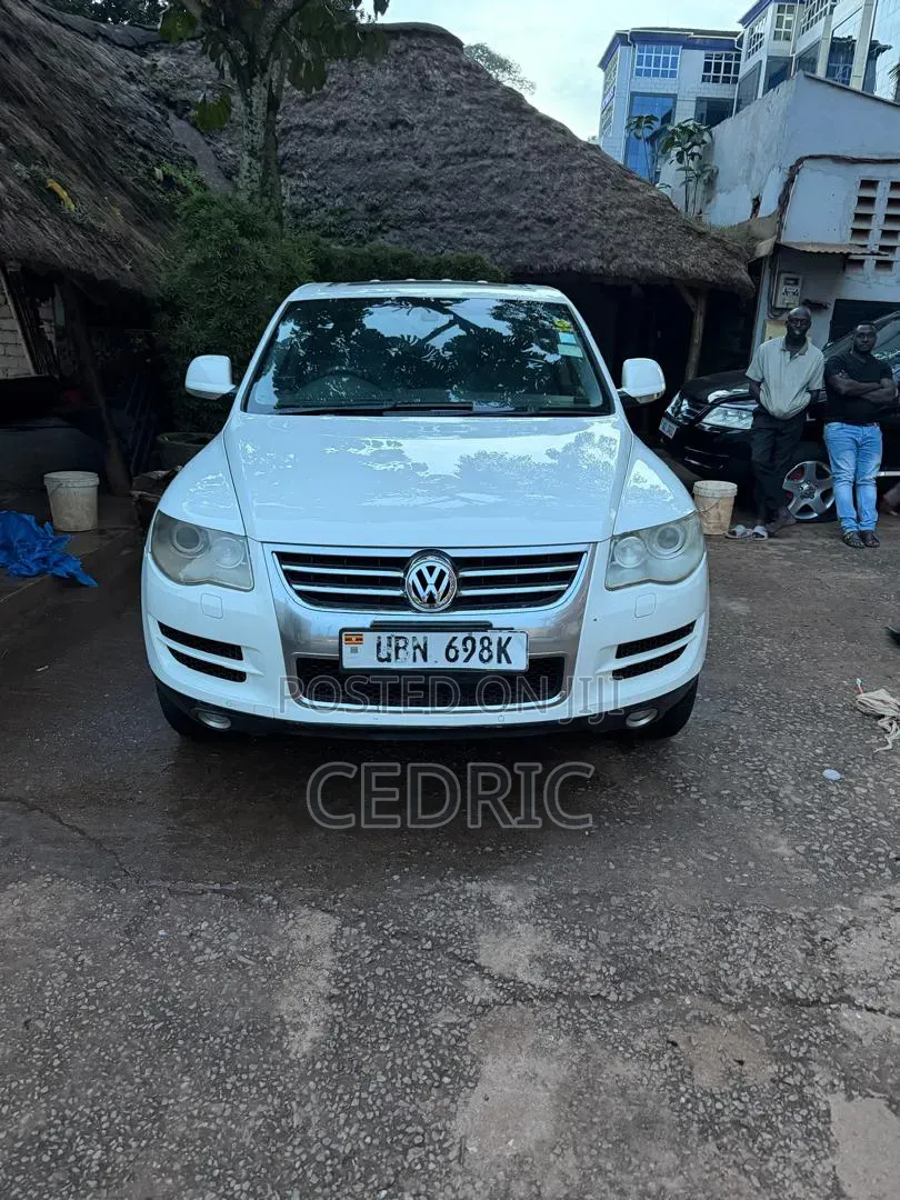 Volkswagen Touareg 2009 White
