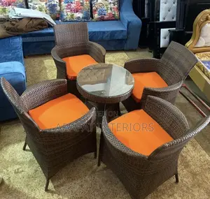 Beautiful Brown Wicker 4-Seater Set