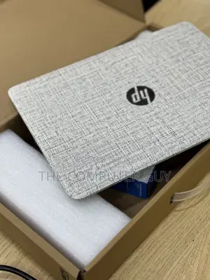 New Laptop HP EliteBook 840 G3 8GB Intel Core i7 HDD+SSD 256GB