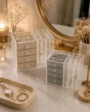 Luxurious Acrylic Jewelry Boxes