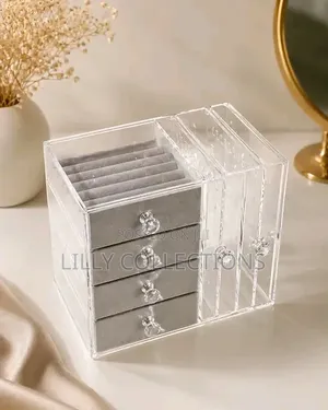Luxurious Acrylic Jewelry Boxes