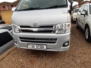 Toyota HiAce SV Premium 2013 Silver