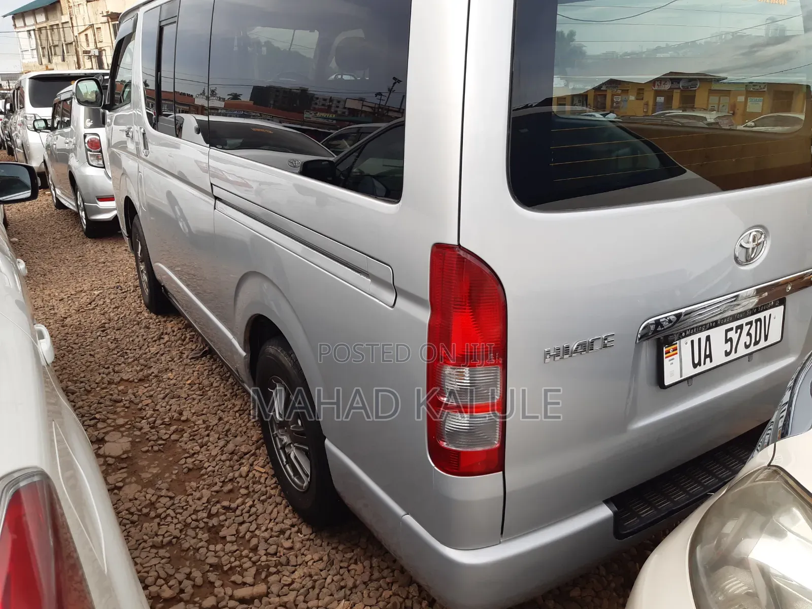 Toyota HiAce SV Premium 2013 Silver
