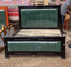 5by6 Luxury Black Wooden Bed