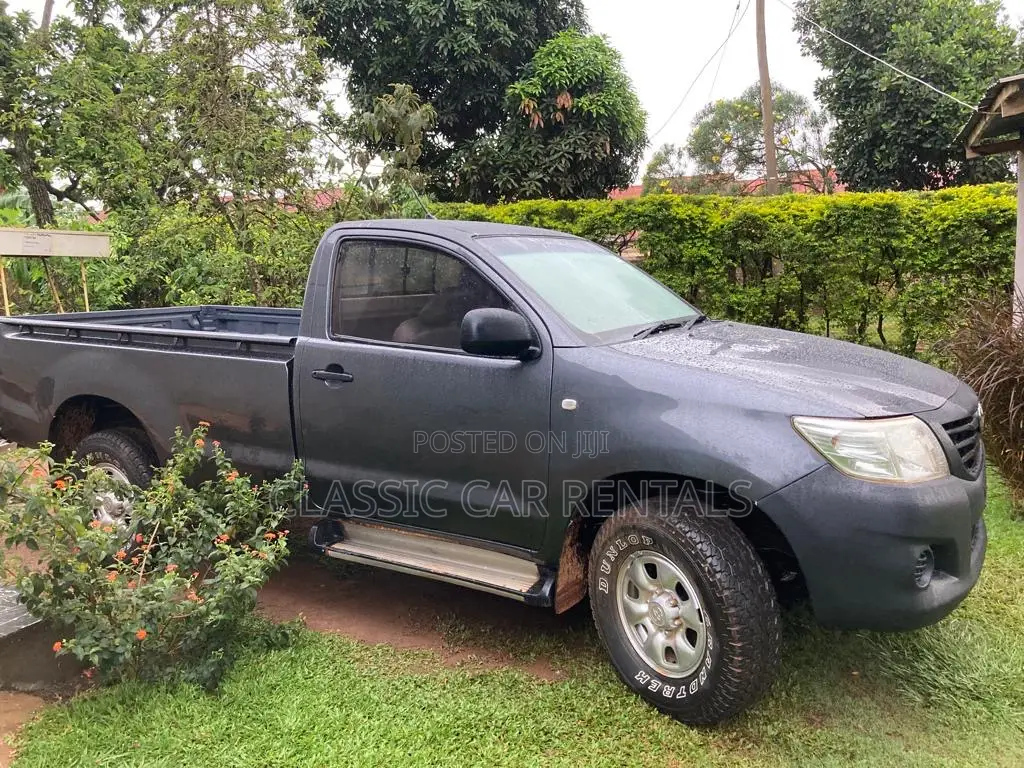 Toyota Hilux Single Cabins for Hire