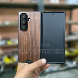 Samsung Galaxy Z Fold 7 Wooden Cover
