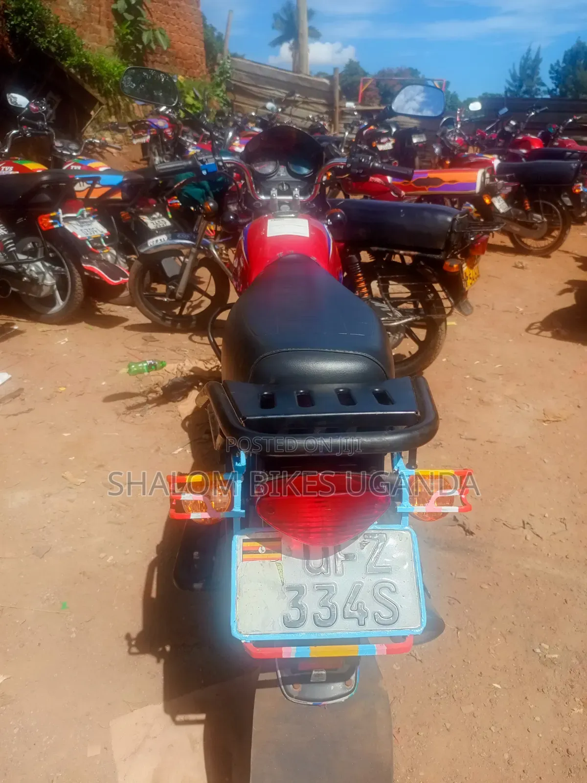 Bajaj CT 125X 2022 Red