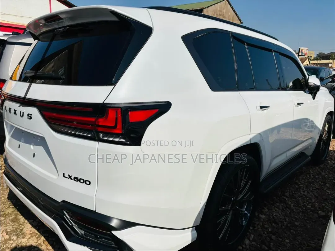 New Lexus LX 600 2024 White