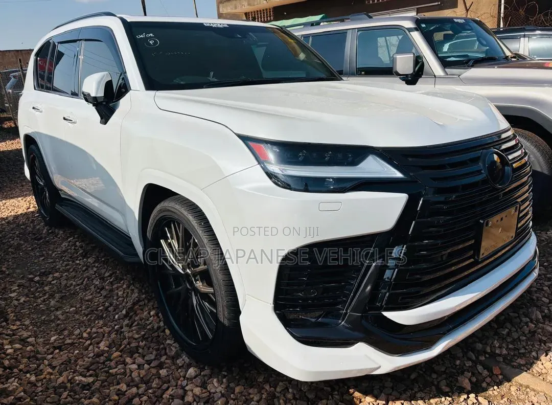 New Lexus LX 600 2024 White