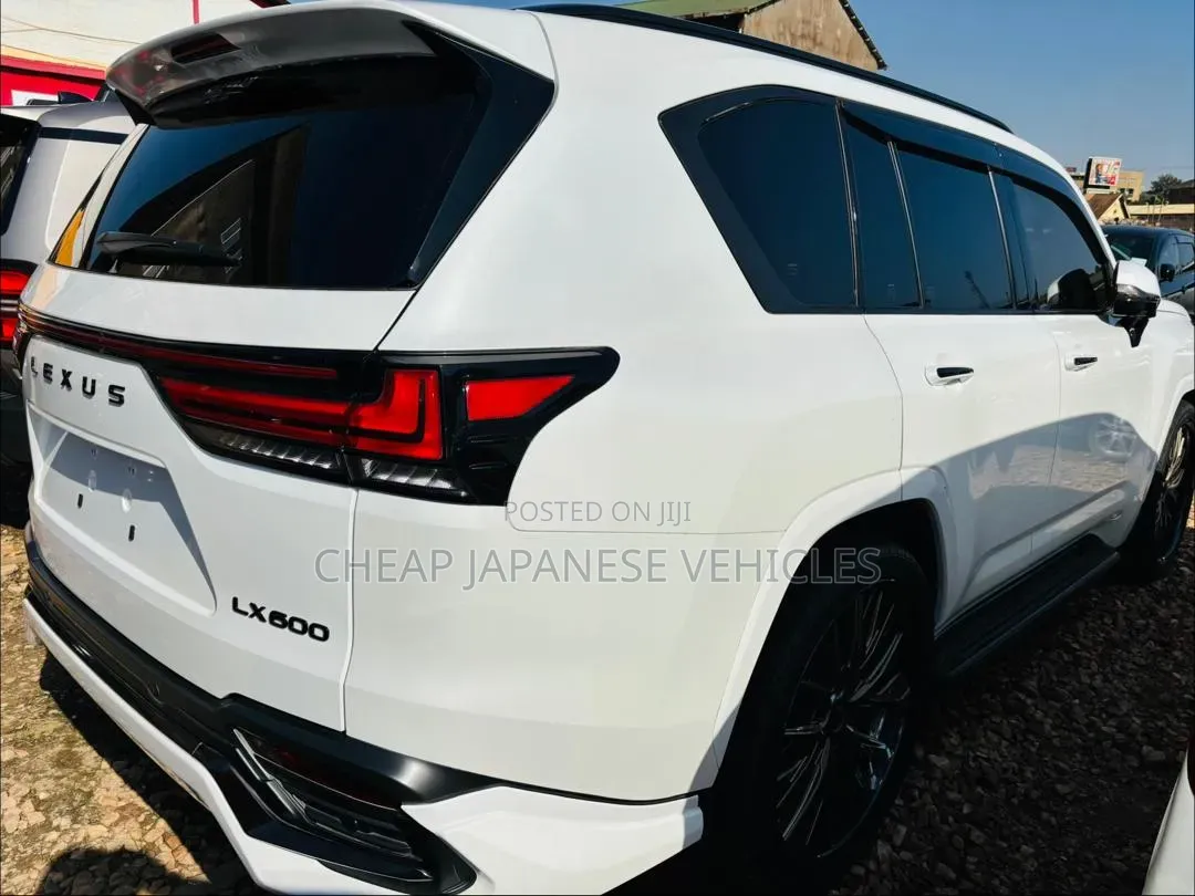 New Lexus LX 600 2024 White