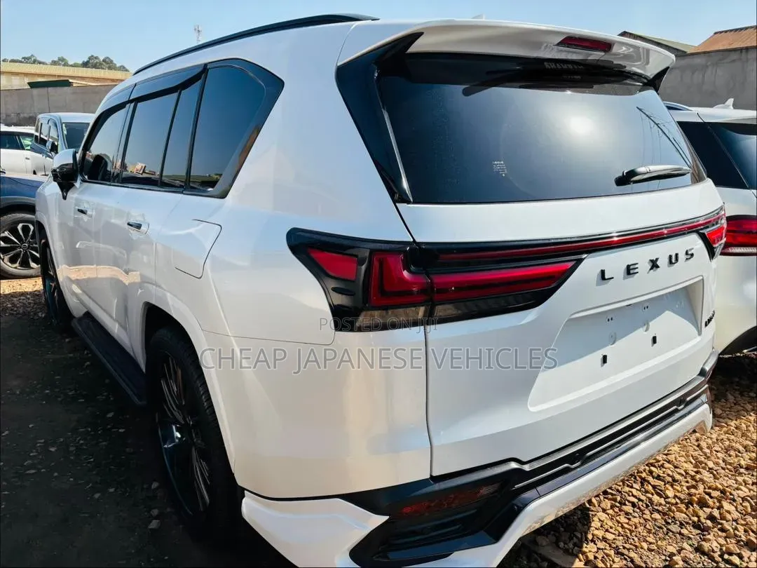New Lexus LX 600 2024 White