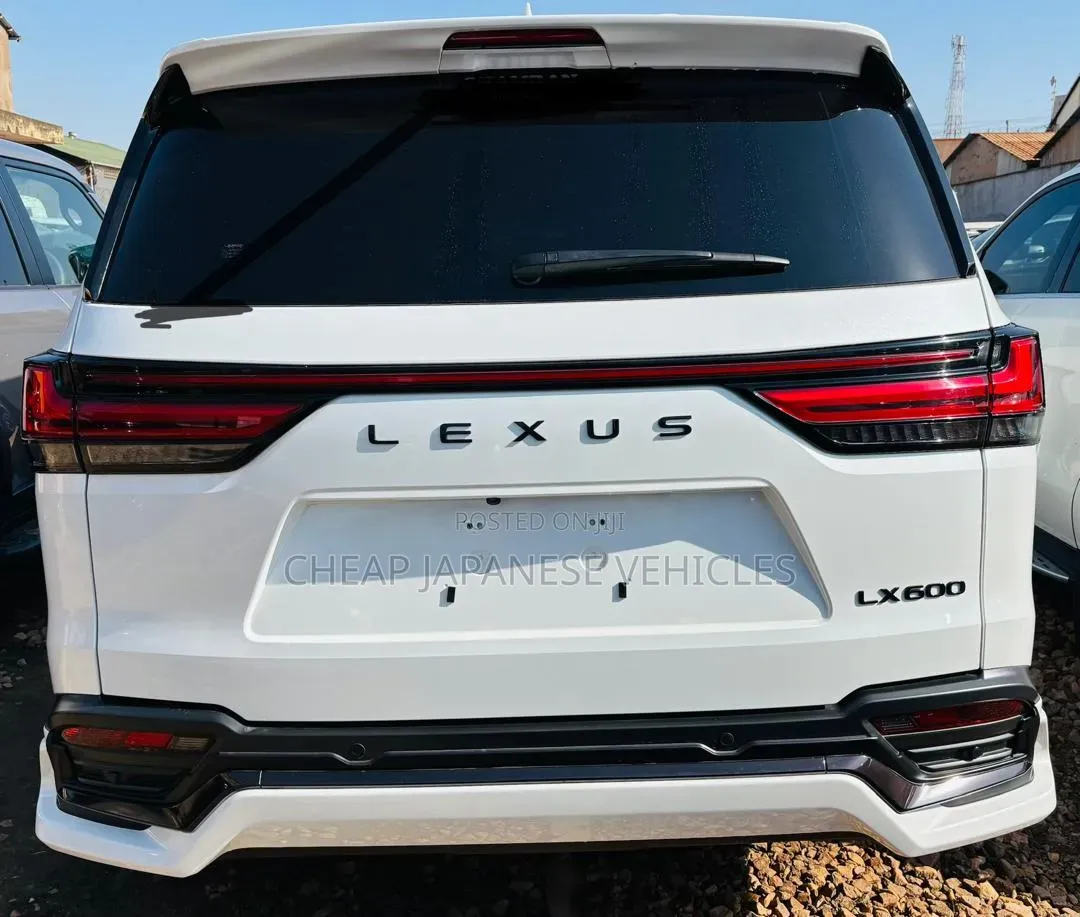 New Lexus LX 600 2024 White