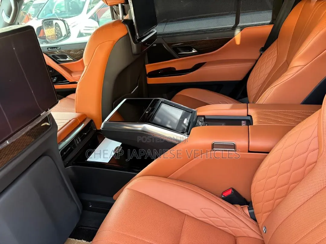 New Lexus LX 600 2024 White