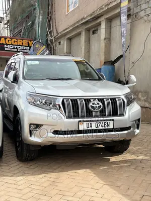 Toyota Land Cruiser Prado 2.8 D-4D 2016 Silver