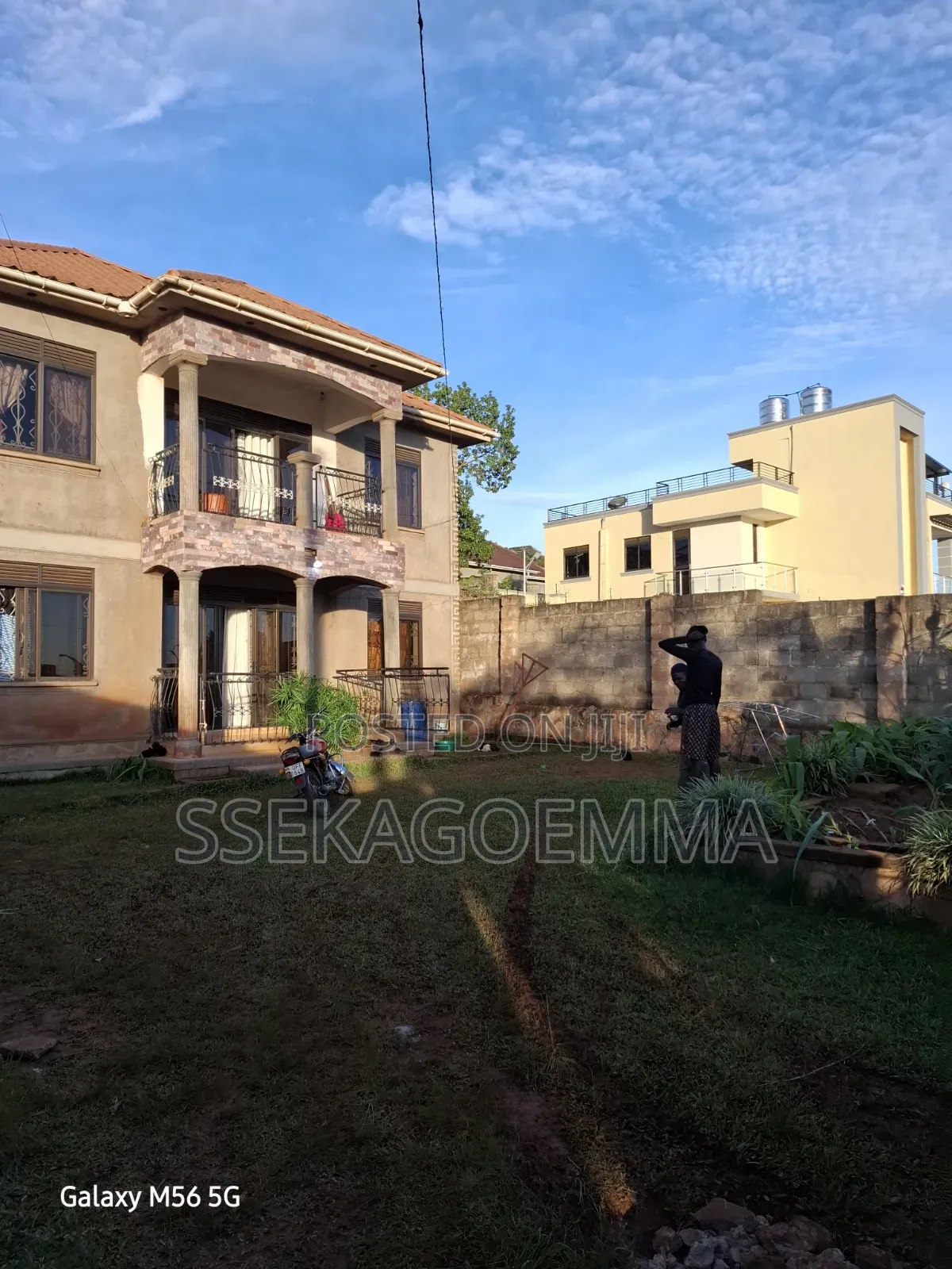 5bdrm House in Ssabagabo-Makindye for sale