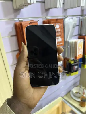 Apple iPhone 13 128 GB Pink
