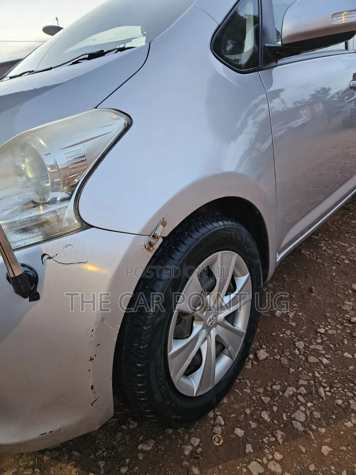 Toyota Ractis 1.5 FWD 2008 Silver