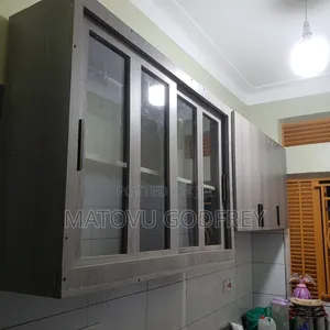 Kitchen Carbinet