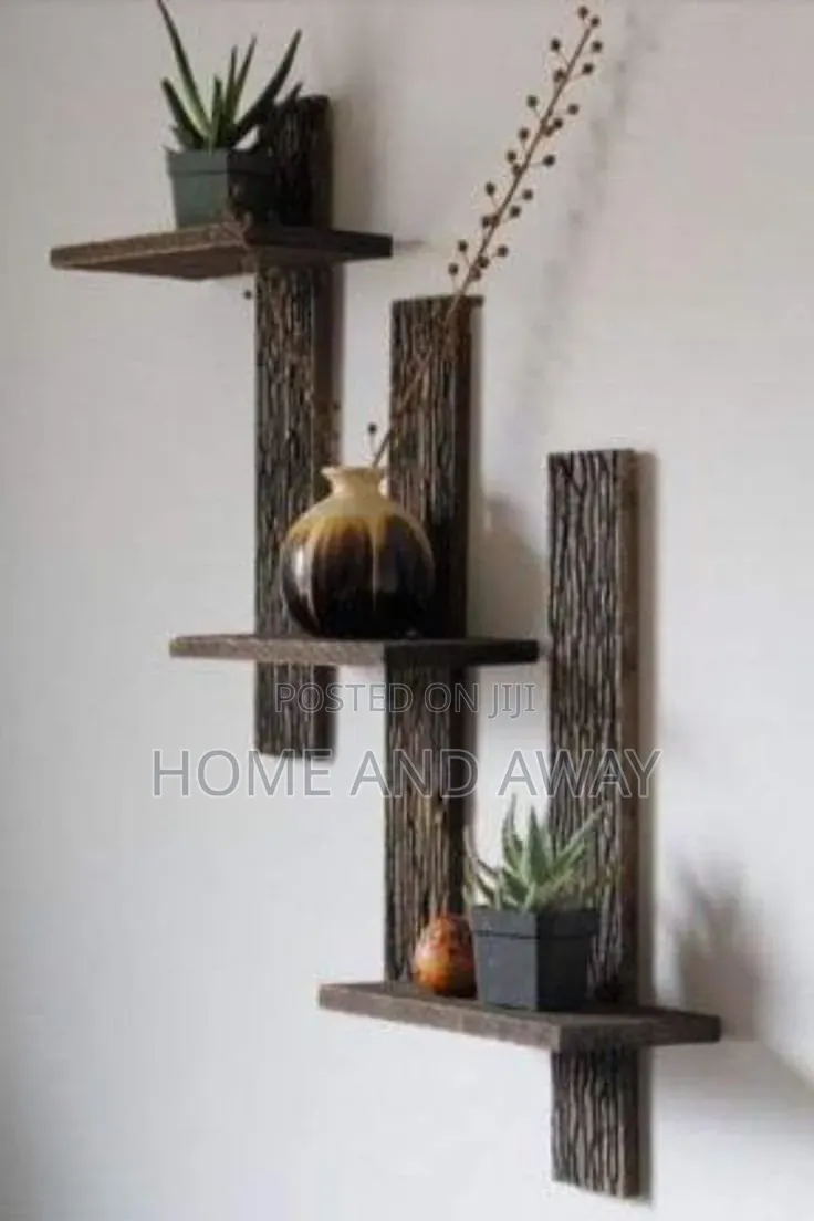 Wall Decor Hangers in Any Colour/Design With Delivery From 400,000/-