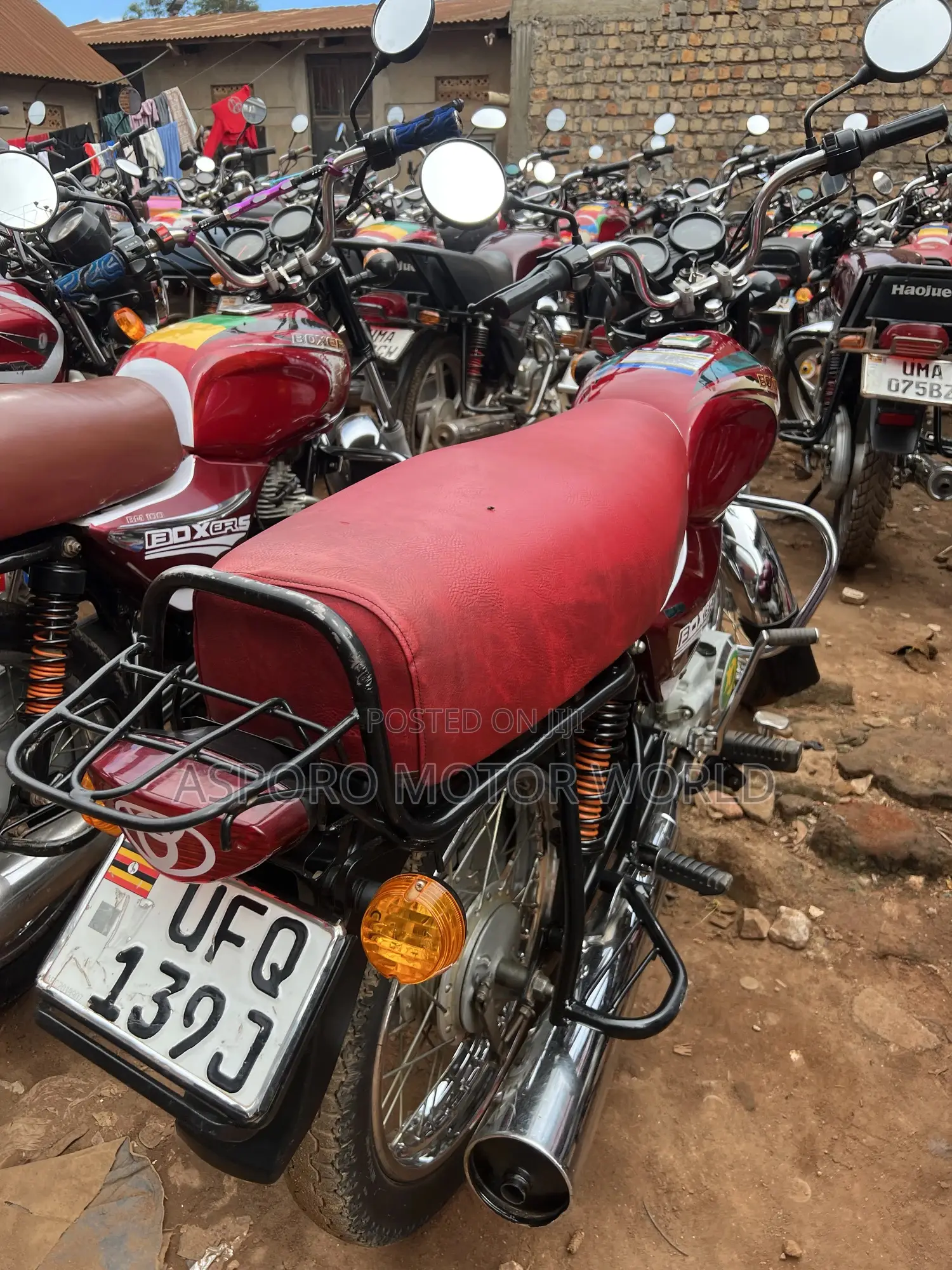 Bajaj Boxer 100 2022 Red