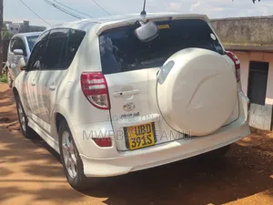 Toyota RAV4 2008 White