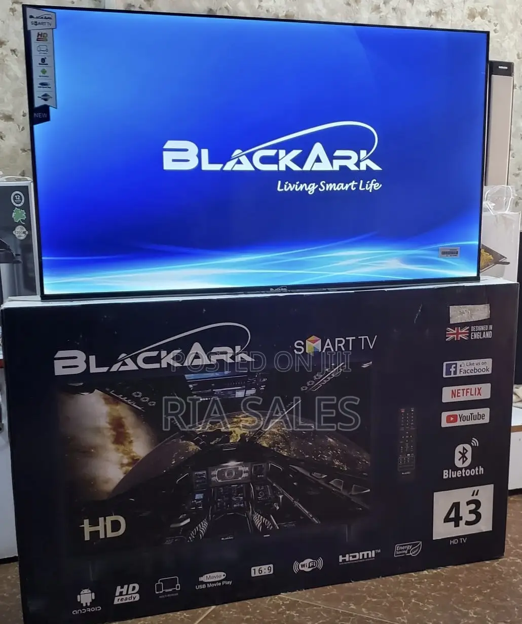 Brand New Blackark 43 Inches Digital Smart Frameless Tvs