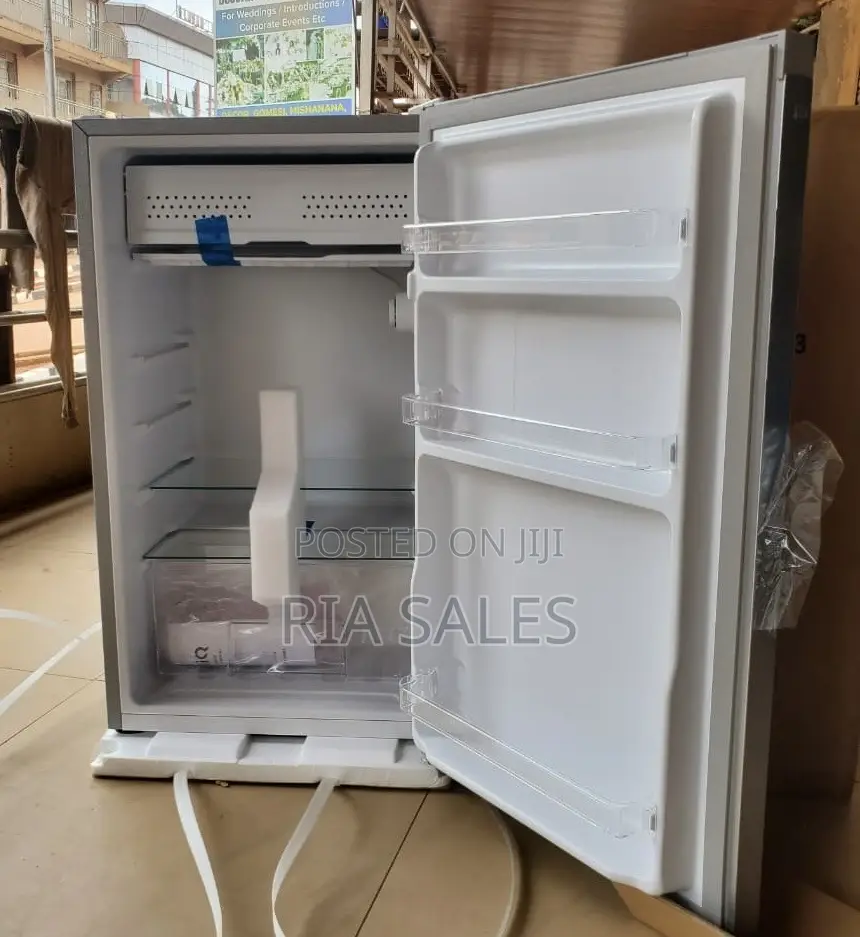 120i Chiq Refrigerator Single Door
