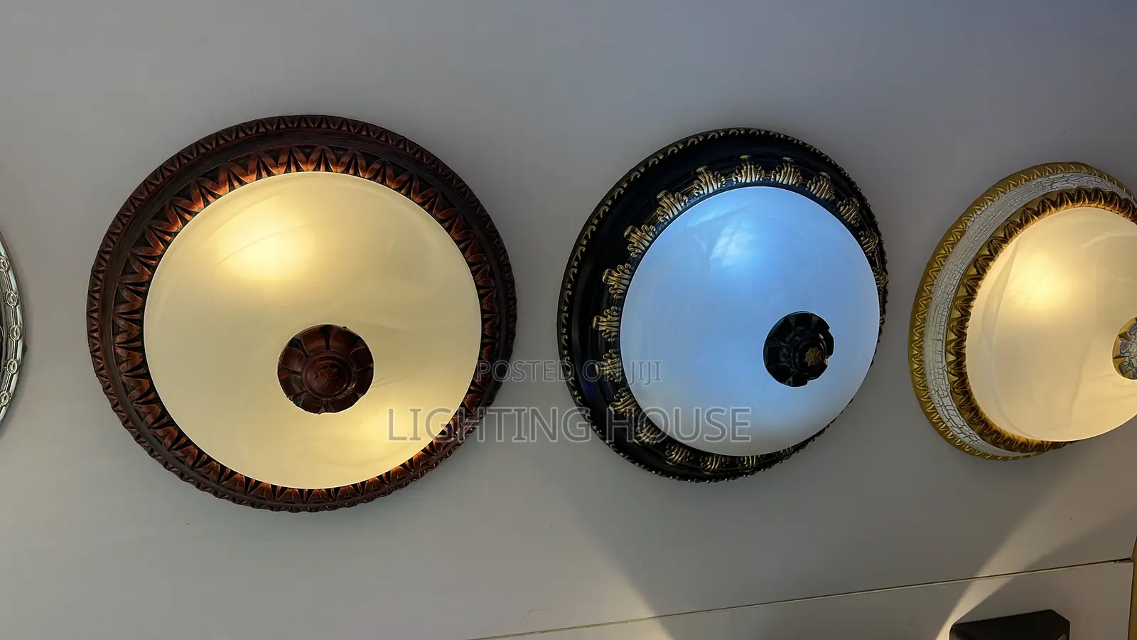 Bulb Center Lights
