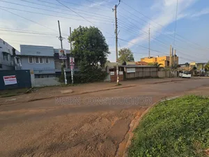 5bdrm House in Bukoto Street, Central Division for sale