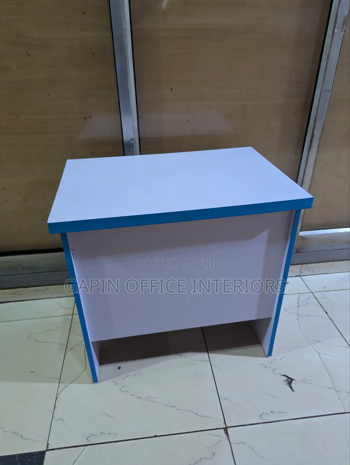 Simple Desk for Small Work Space and Home Use/ Study