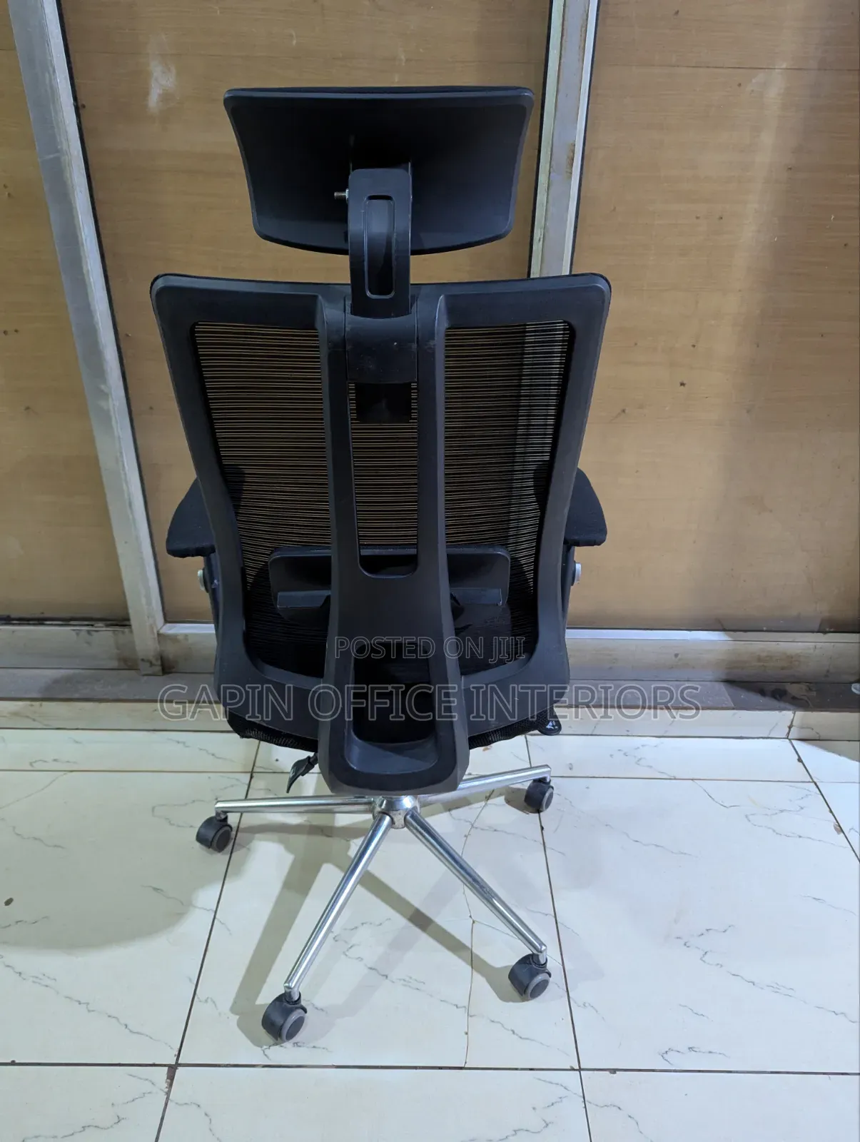 Headrest Office Chair for Sale With Adjustable Back and Height
