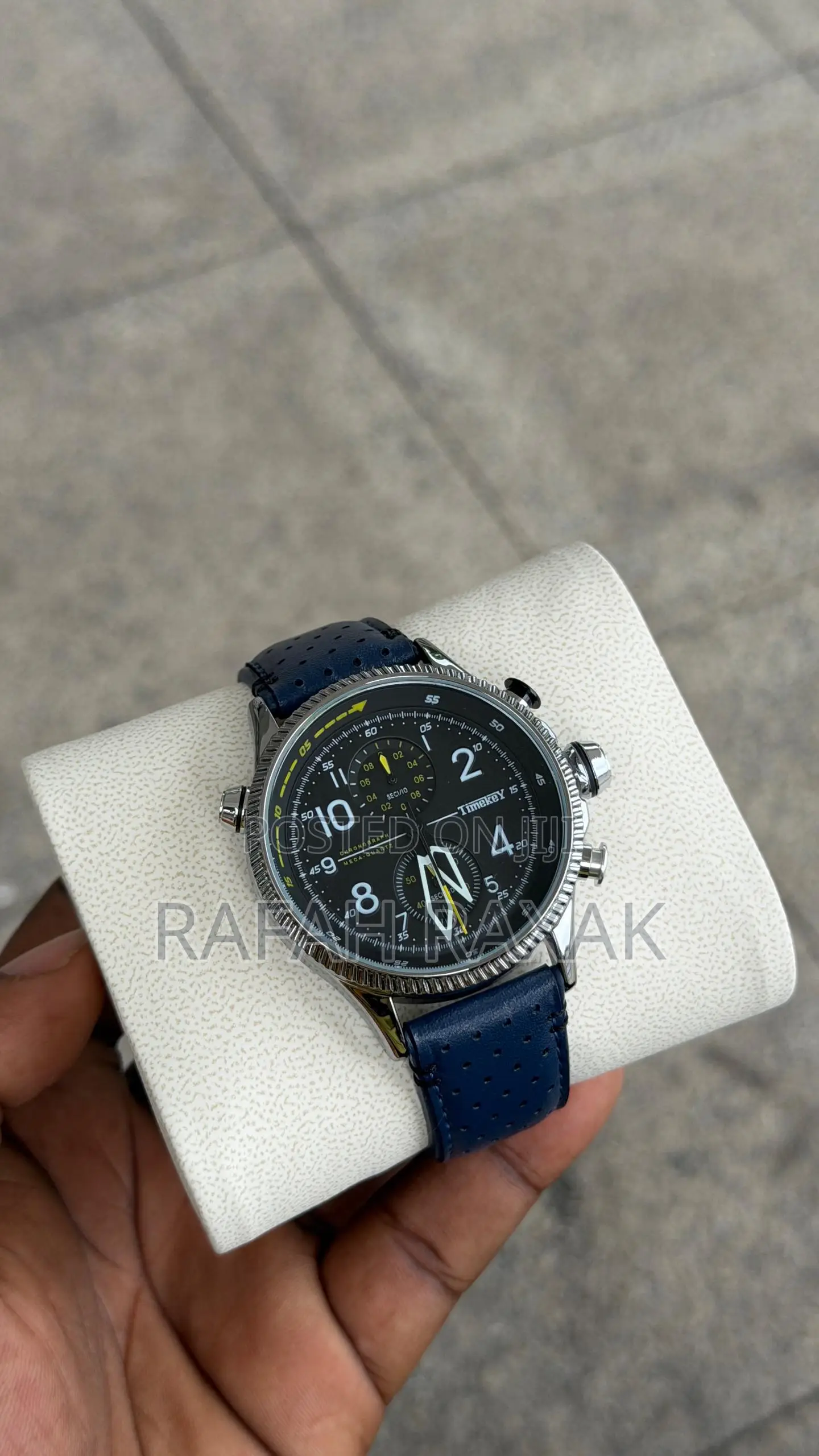 Leather Strap Timekey Men Watch
