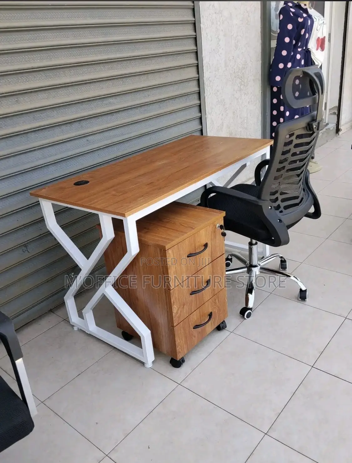 Simple Office Set(Chair Table)