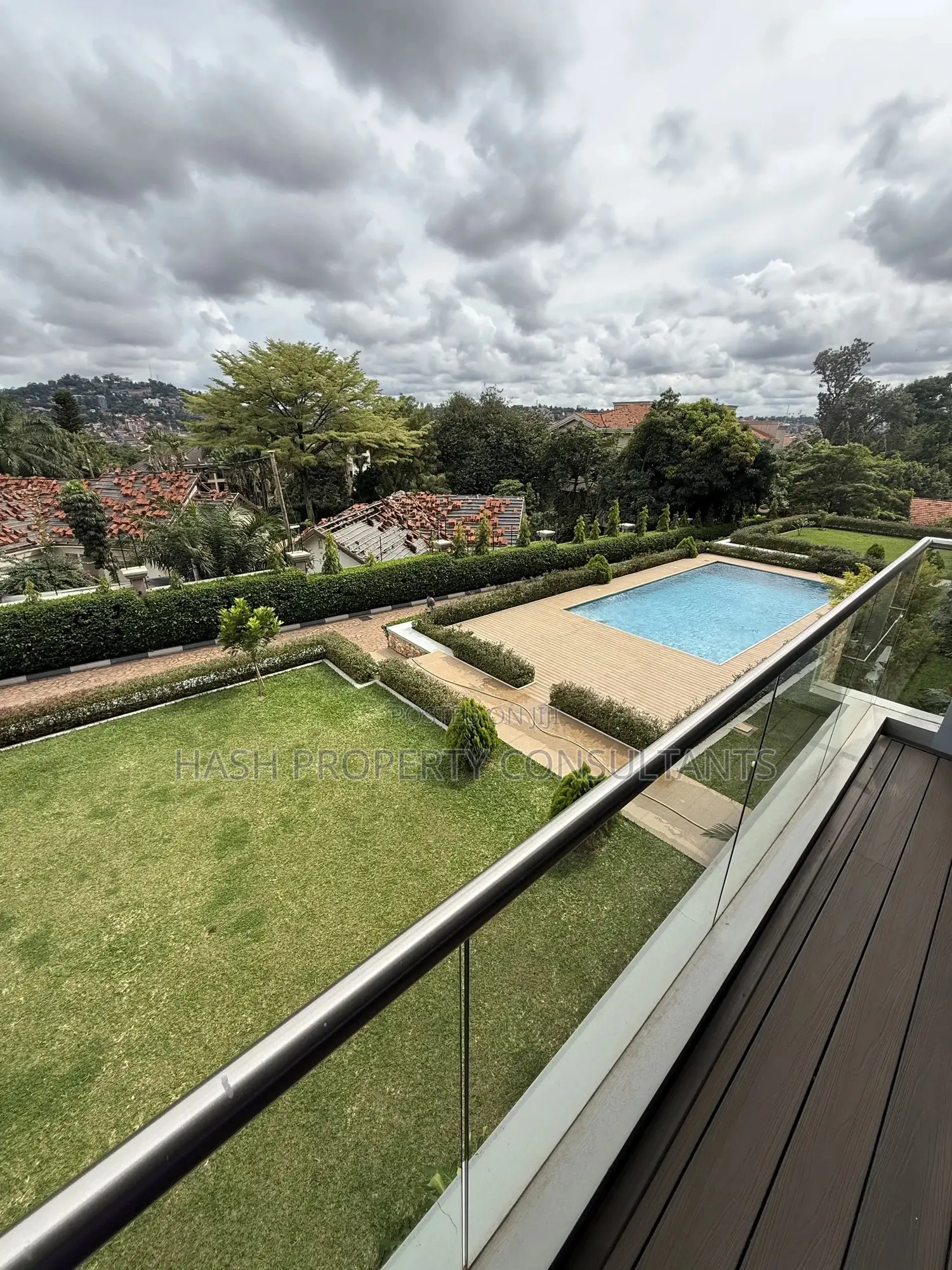 3bdrm Apartment in Bugolobi, Central Division for rent